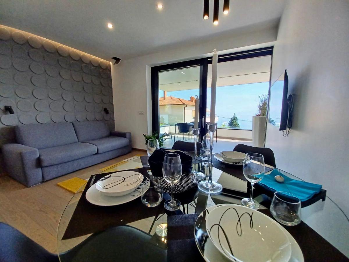 Aparthotel Villa V With Heated Pool Rijeka Dış mekan fotoğraf